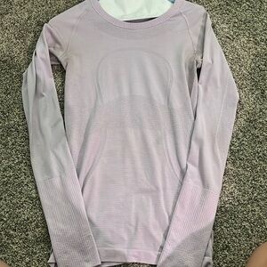 Long sleeve lulu shirt